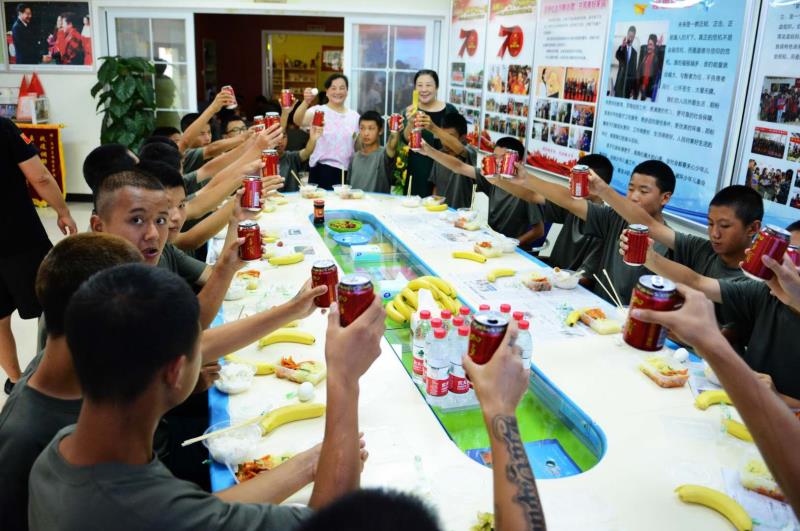 学校定期开展禁毒预防宣传教育活动 提高青少年防范抵御毒品能力