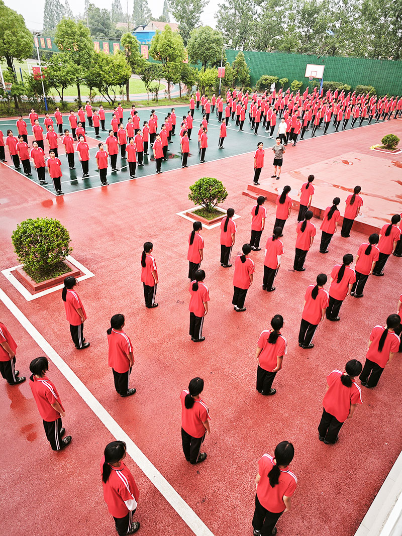 中学生离家出走背后心理动因有哪些，家庭如何干预？